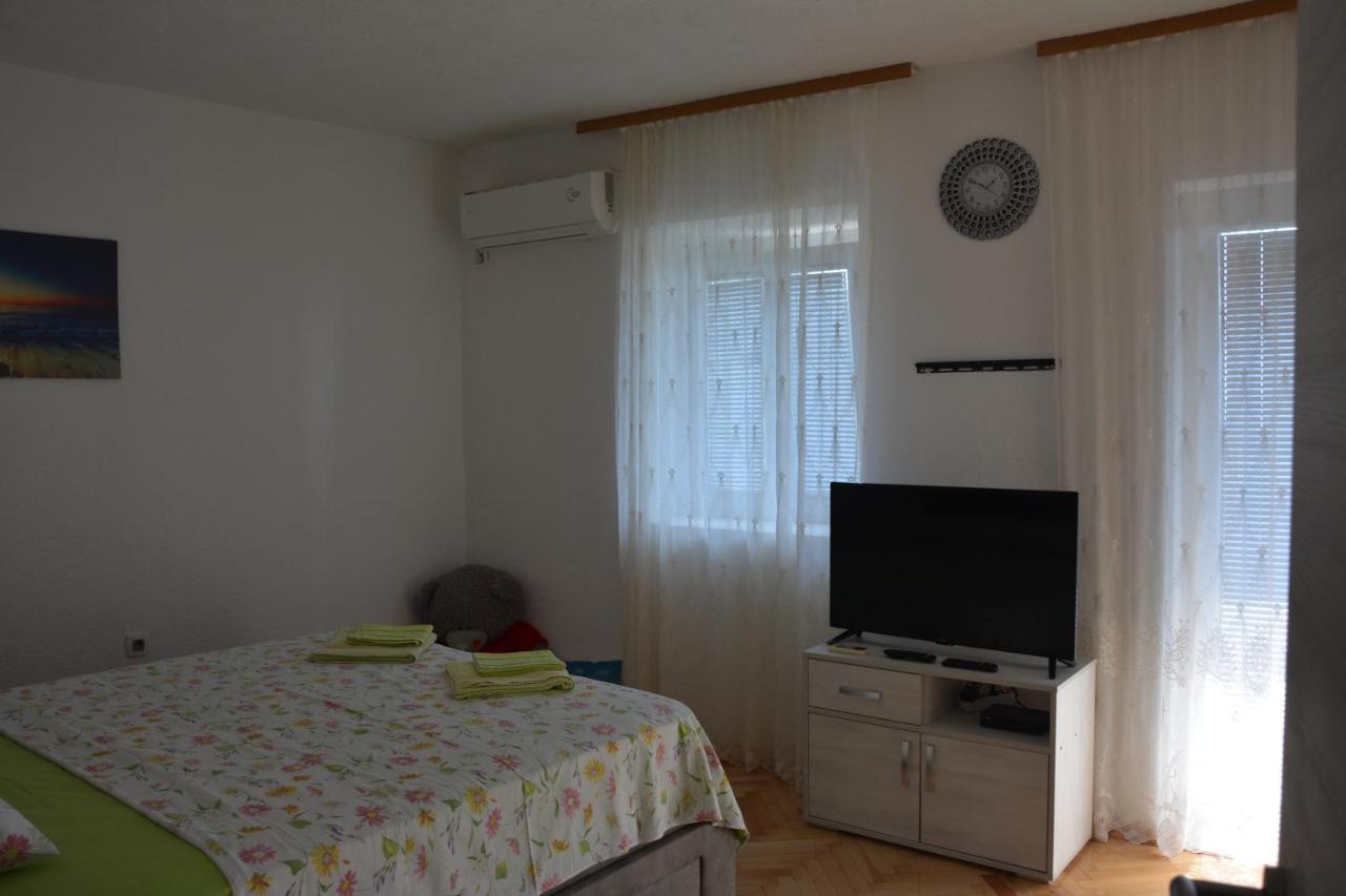 Apartments Djedovic 2 Petrovazzo Esterno foto