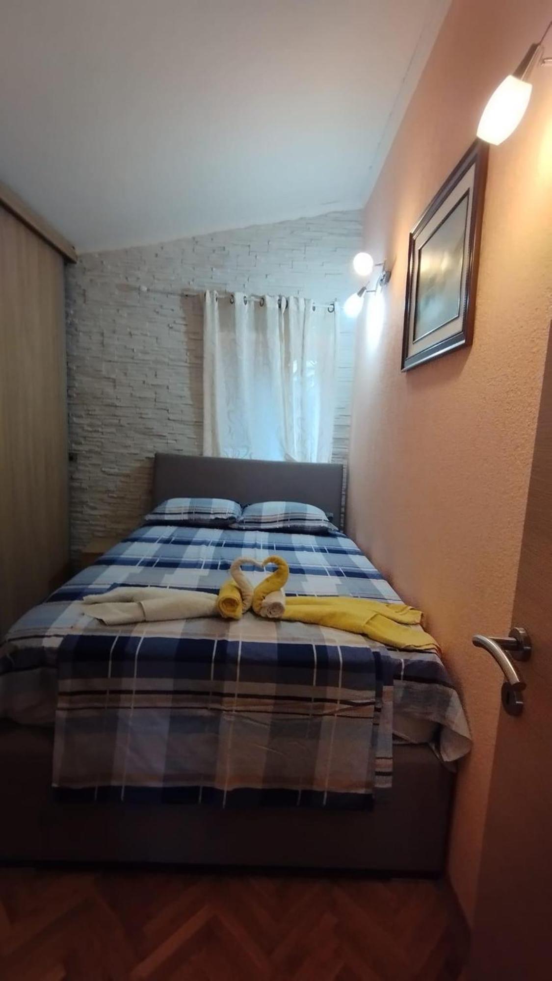Apartments Djedovic 2 Petrovazzo Esterno foto